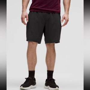 Lululemon Men’s Pace Breaker Lined athletic running shorts 9” in black size Med